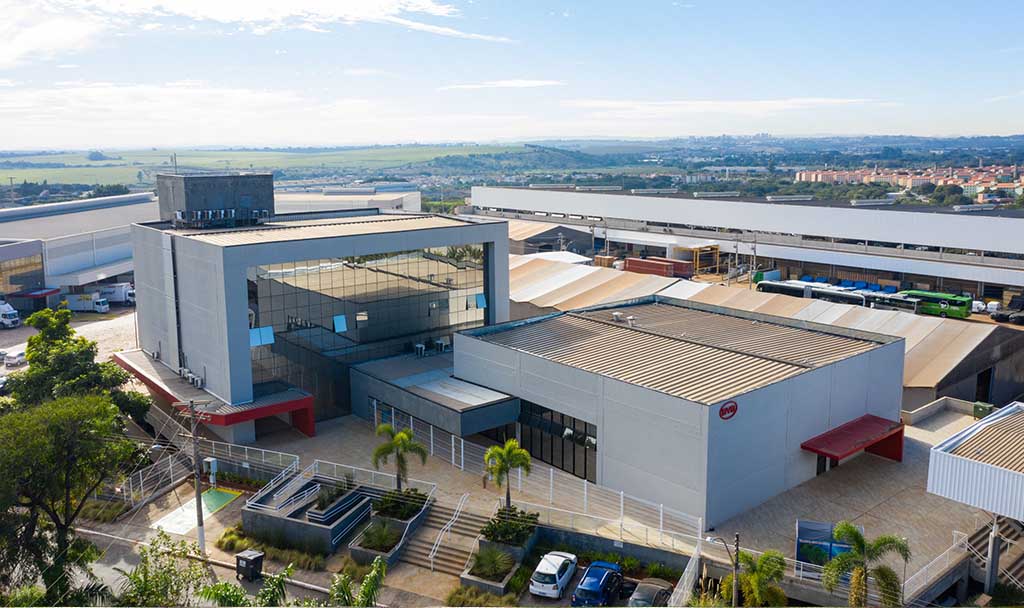 Perusahaan China Genjot Investasi Mobil Listrik di Luar Negeri