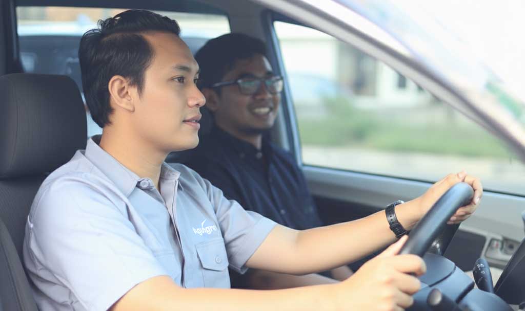 Sewa Mobil Plus Supir? Pilihan Tepat untuk Perjalanan Nyaman dan Efisien